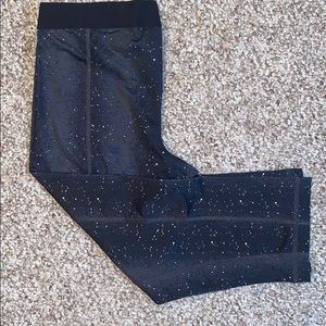 NIKE Pro Crop Leggings